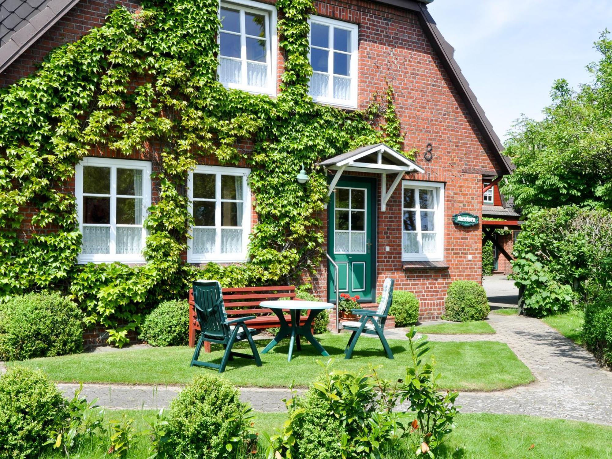 Haus Am Deich Apartment Utersum Exterior photo